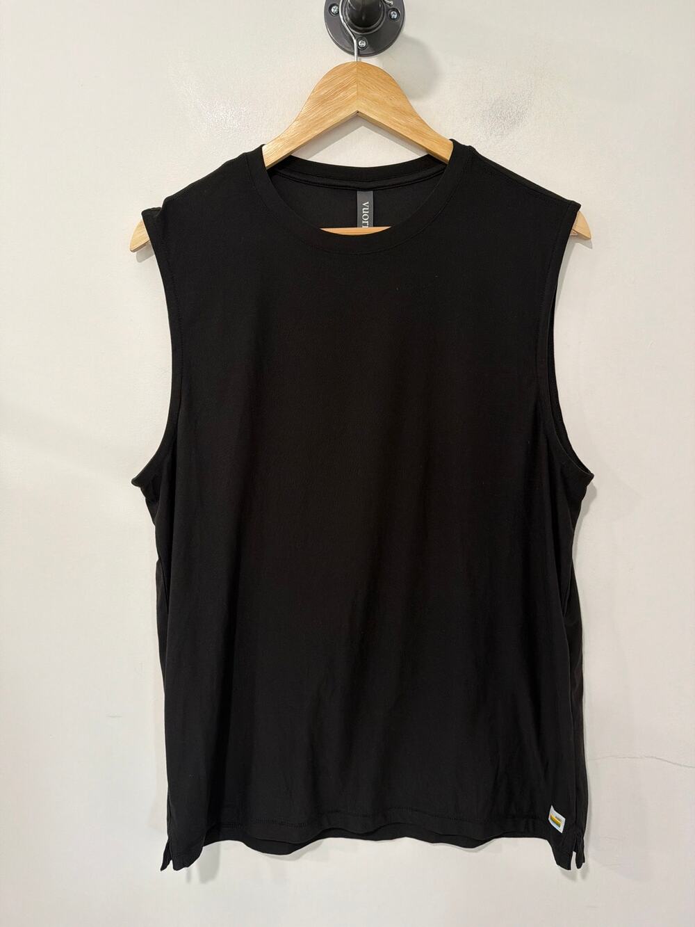 Vuori Sleeveless Tank Top Muscle Shirt Black Size M